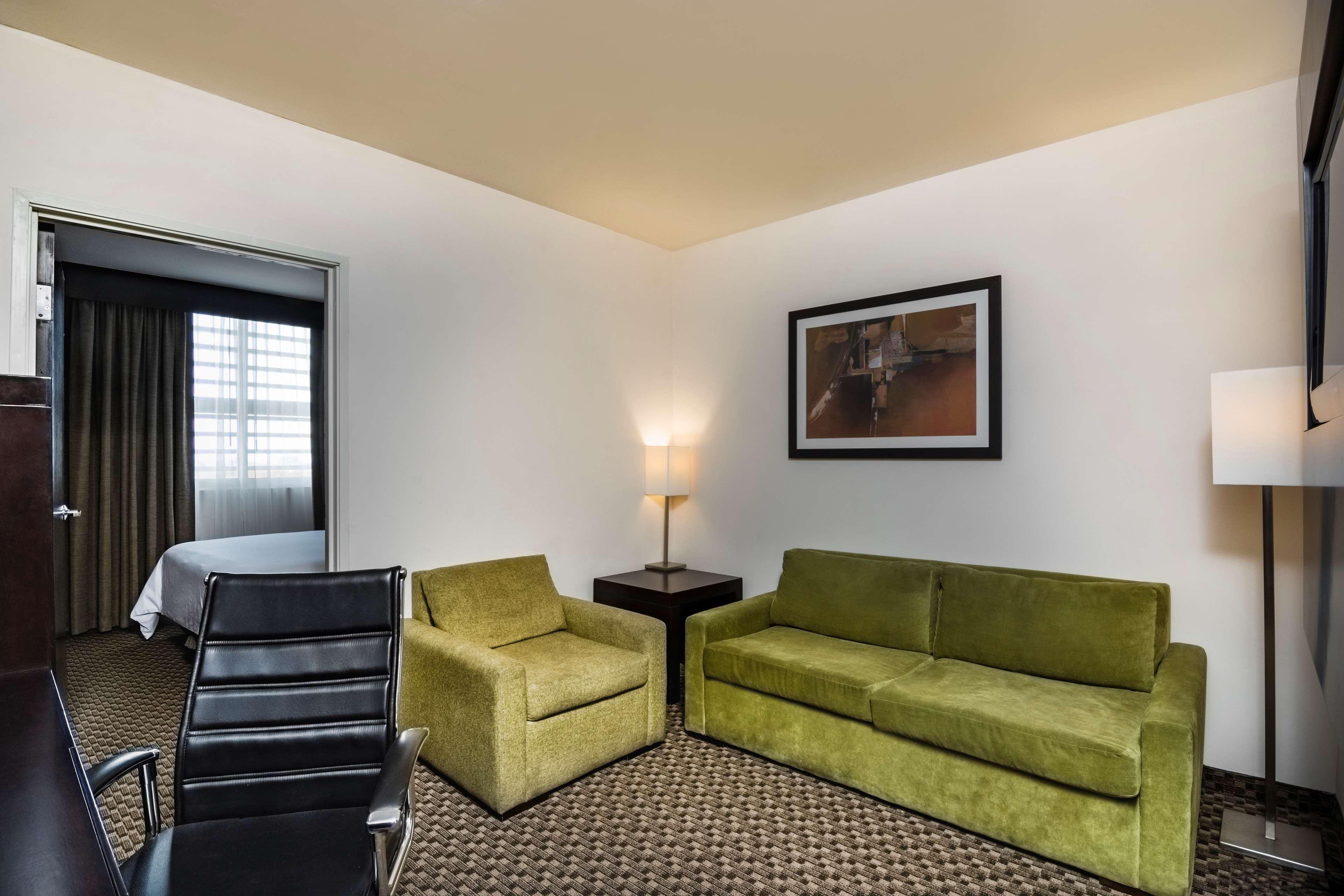Doubletree By Hilton Queretaro Ξενοδοχείο Εξωτερικό φωτογραφία
