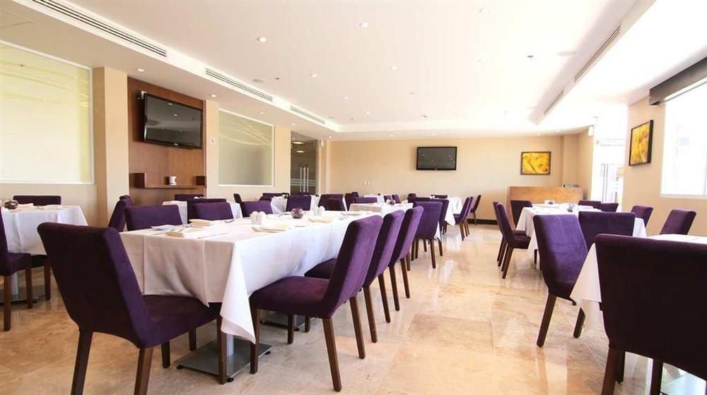 Doubletree By Hilton Queretaro Ξενοδοχείο Εστιατόριο φωτογραφία