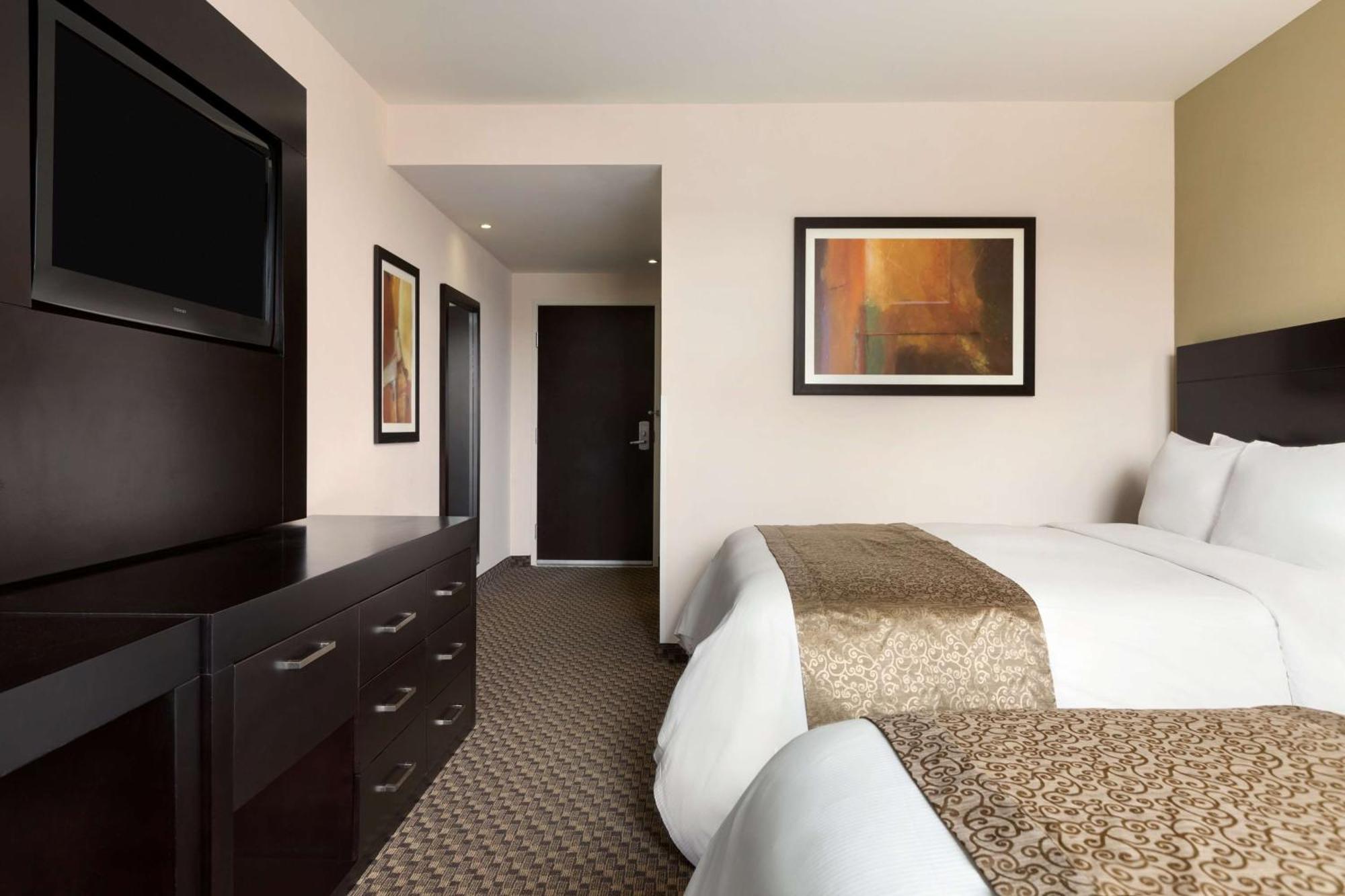 Doubletree By Hilton Queretaro Ξενοδοχείο Εξωτερικό φωτογραφία